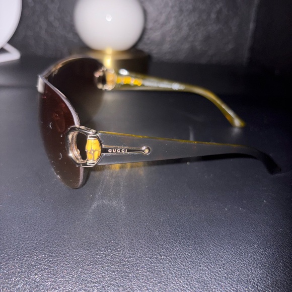Gucci Brown Gradient Rimless Shield Sunglasses with Gold Accents - Picture 5 of 5
